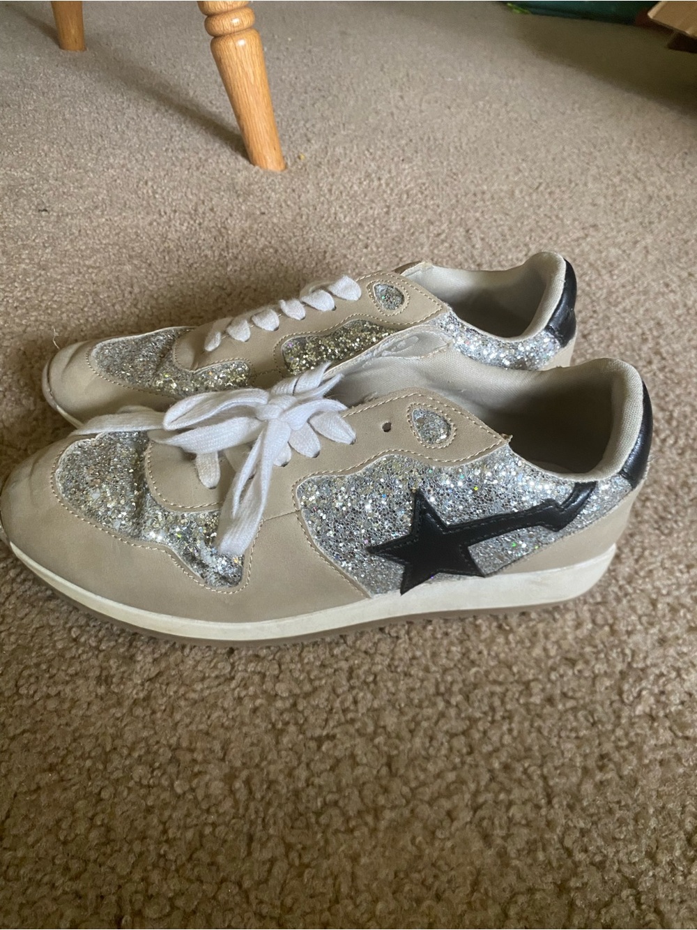 MIA Kids Irine Silver Glitter Sparkle Star Sneakers Beige Size 5